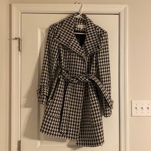 Women’s Calvin Klein coat. Never worn
